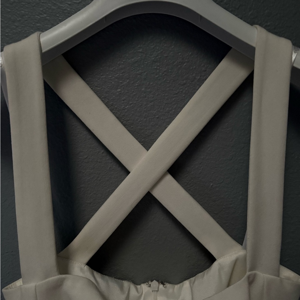Black Halo Cream Crepe Sheath Size 8